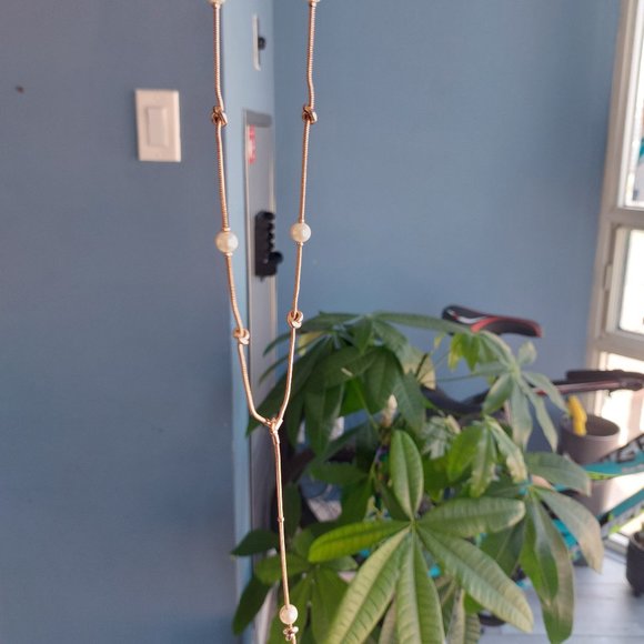 3/$50 Kenneth Cole New York Blsh/ Rose Y Necklace - Picture 4 of 6